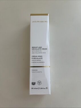 NIB Intimissimi Breast and Décolleté Cream